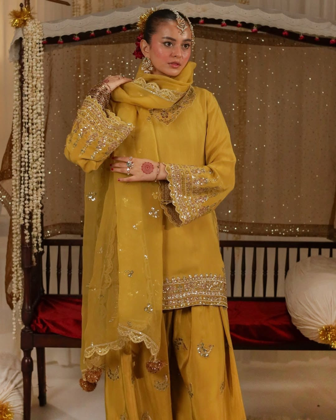 BATTERSCOTCH YELLOW
