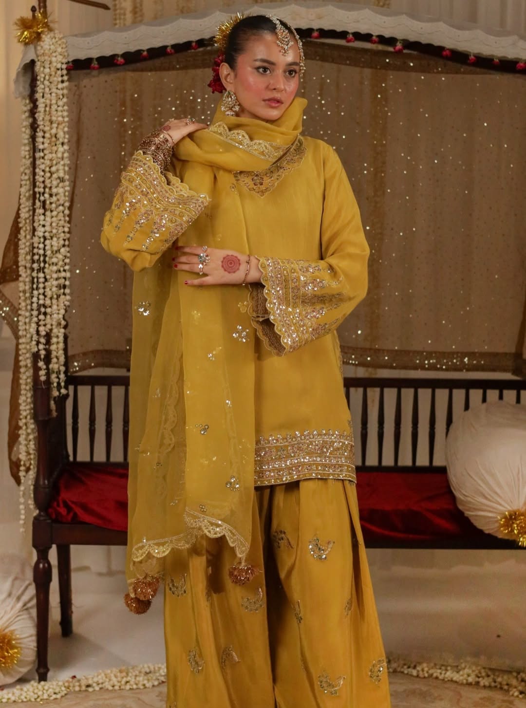 BATTERSCOTCH YELLOW